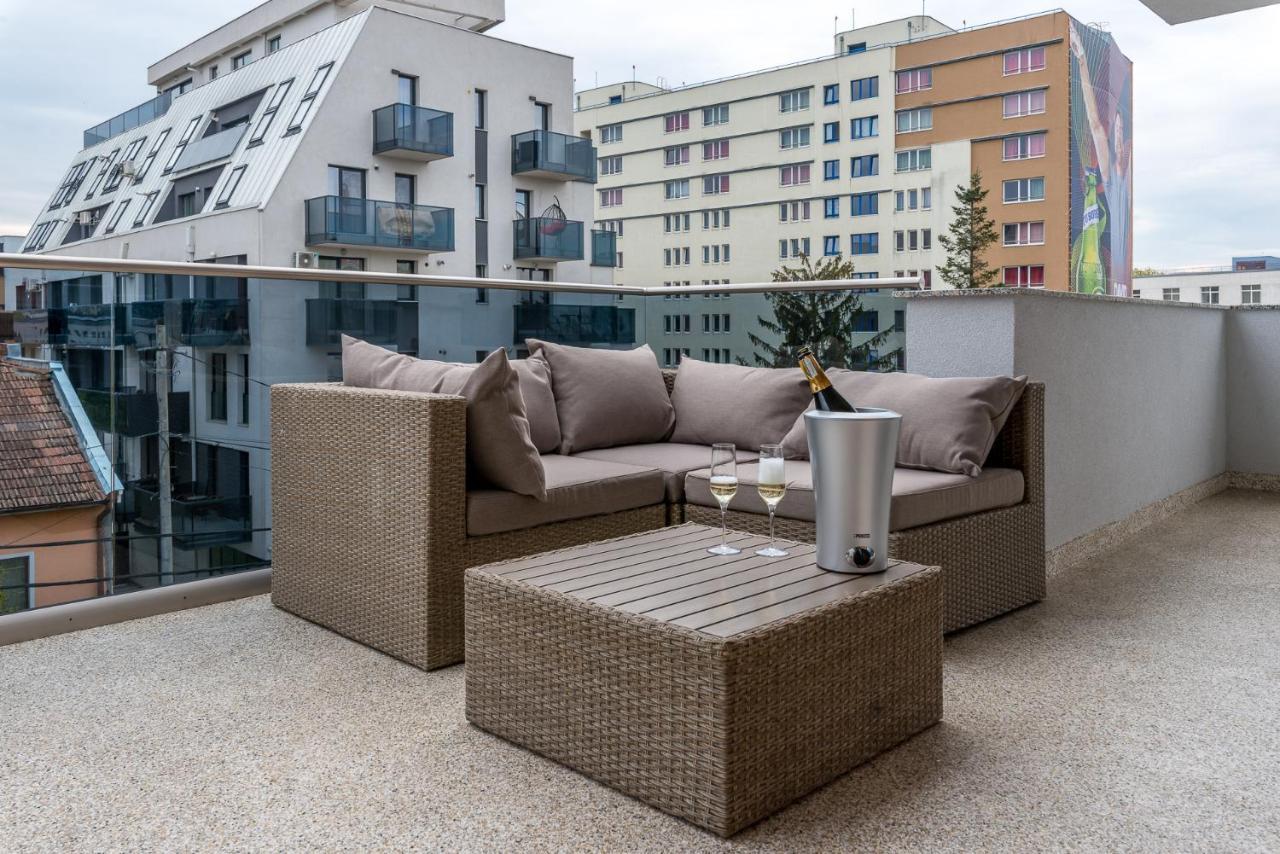 Aparthotel Sarmihouse Cluj-Napoca Esterno foto